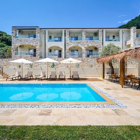 Mon Avis Boutique Hotel Chrisi Ammoudia Esterno foto