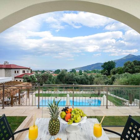 Mon Avis Boutique Hotel Chrisi Ammoudia Esterno foto