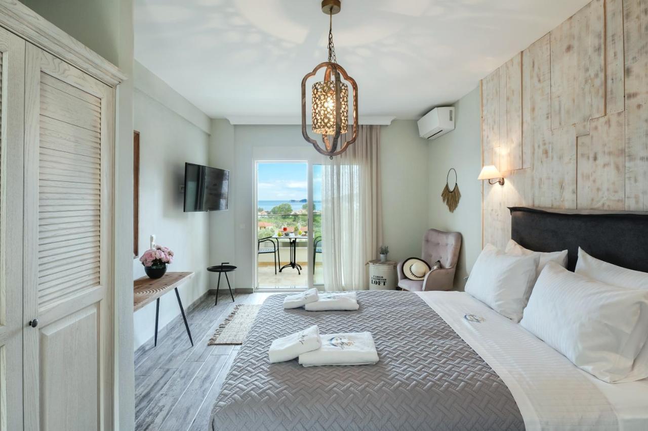 Mon Avis Boutique Hotel Chrisi Ammoudia Esterno foto