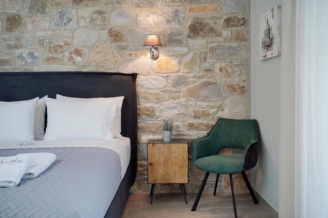 Mon Avis Boutique Hotel Chrisi Ammoudia Esterno foto