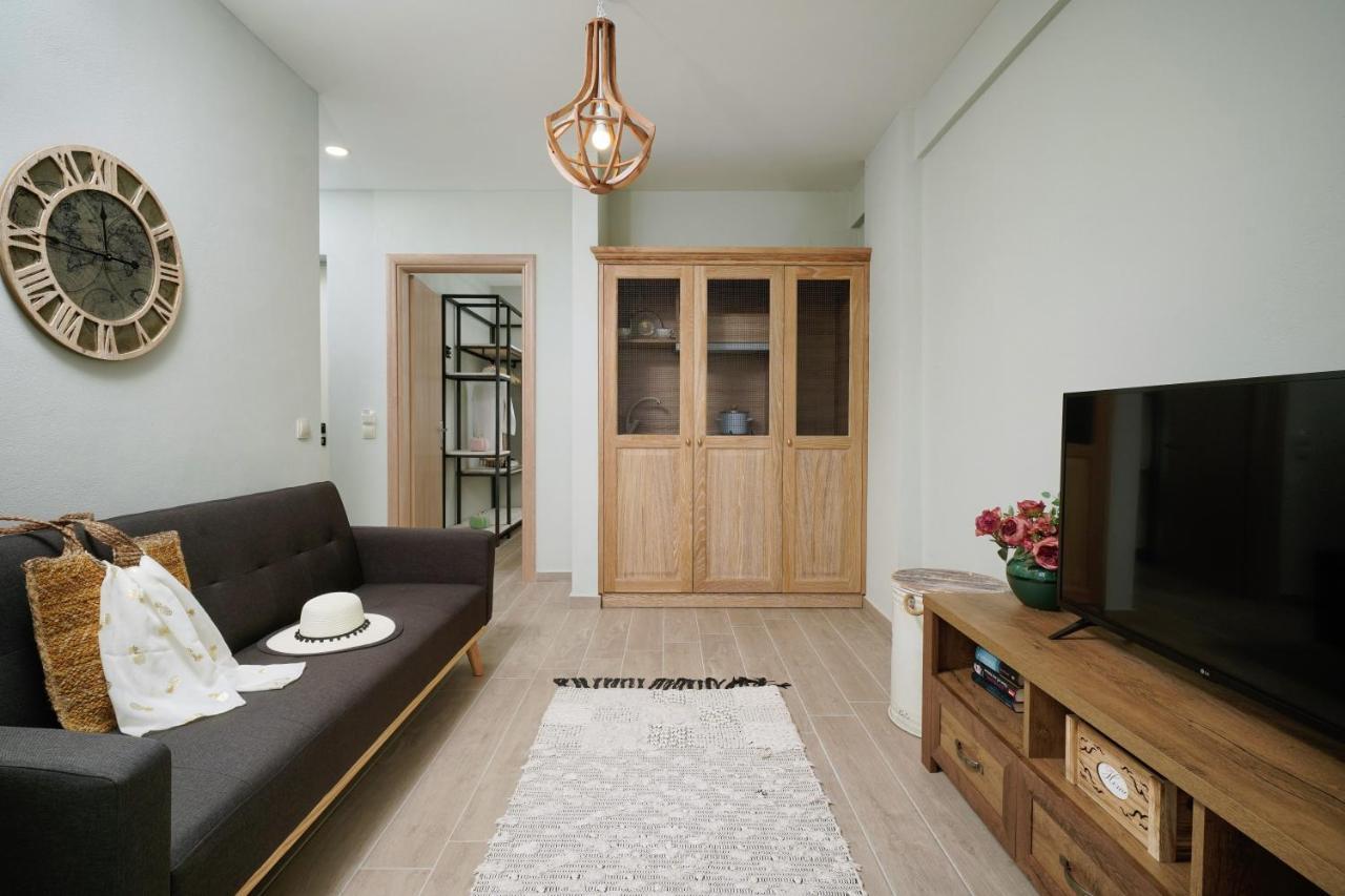 Mon Avis Boutique Hotel Chrisi Ammoudia Esterno foto