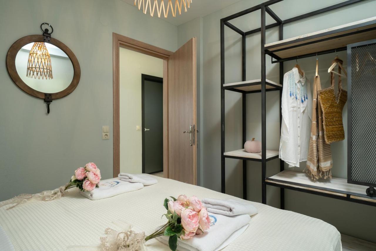 Mon Avis Boutique Hotel Chrisi Ammoudia Esterno foto
