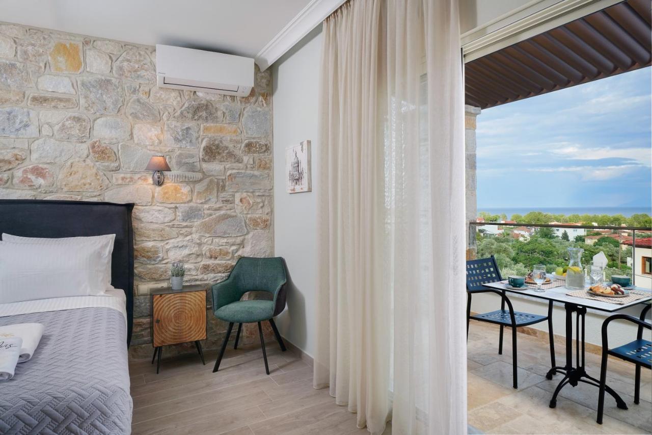 Mon Avis Boutique Hotel Chrisi Ammoudia Esterno foto