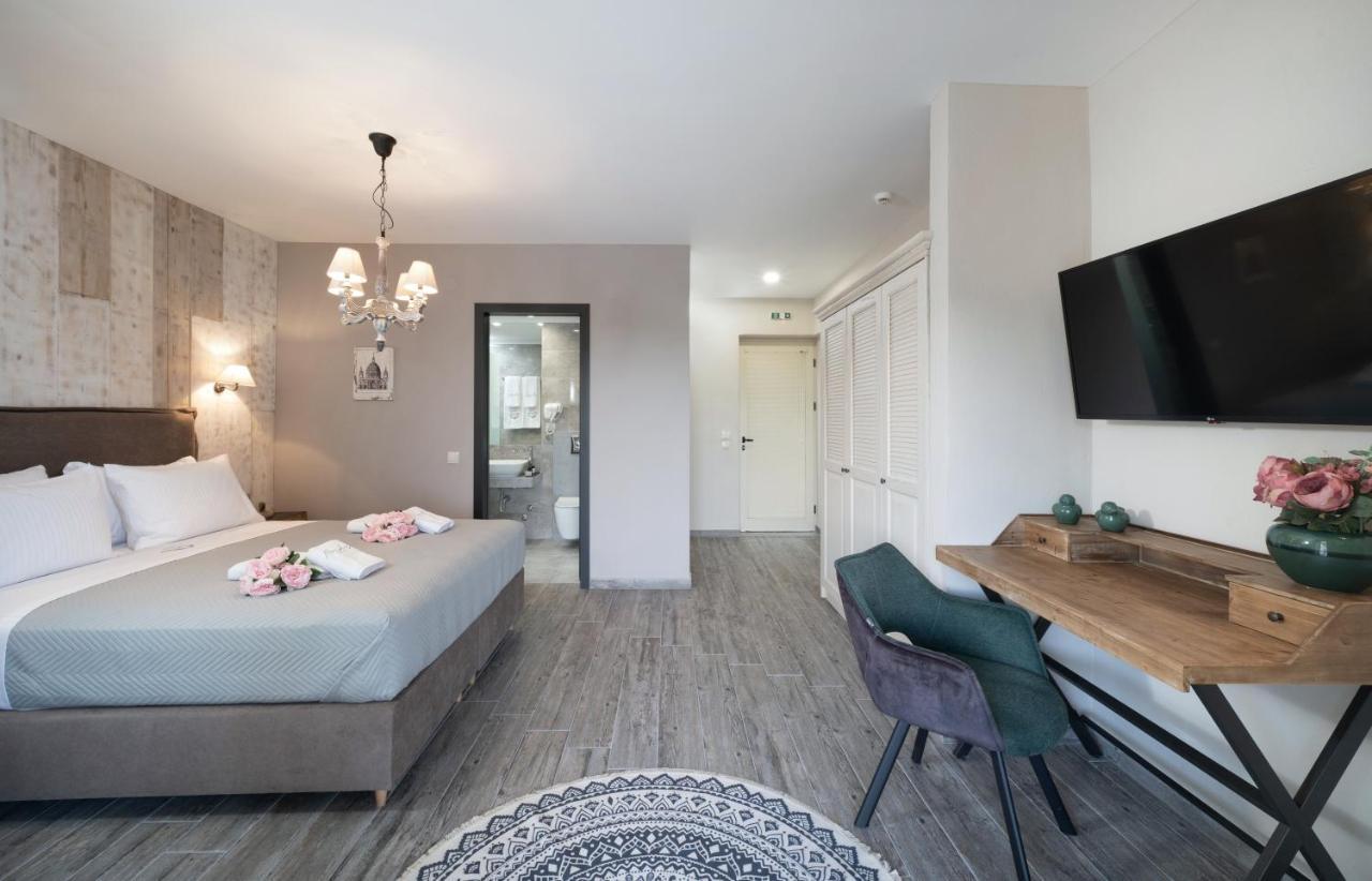 Mon Avis Boutique Hotel Chrisi Ammoudia Esterno foto